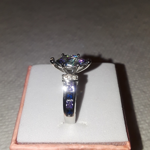 Sterling silver Mystic topaz ring size 9 outstandi - Picture 3 of 6